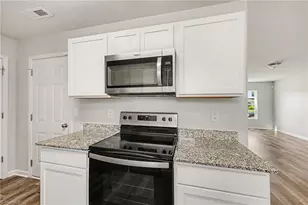 3910 Bellingham Ct, Greensboro, NC 27406 - Photo 13