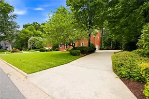4911 Setter Ct, Jamestown, NC 27282 - Photo 35