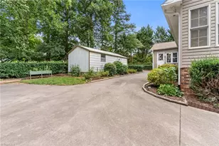 675 Country Club Rd, Wilkesboro, NC 28697 - Photo 5
