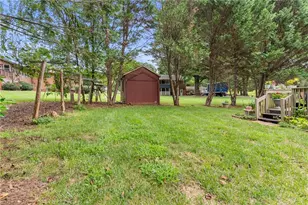 675 Country Club Rd, Wilkesboro, NC 28697 - Photo 9