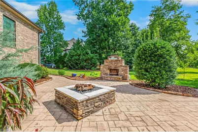 207 Pinnacle Drive, High Point, NC 27265 - Photo 39