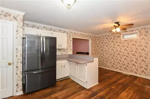 3810 Crickett Ln, Winston-Salem, NC 27105 - Photo 7