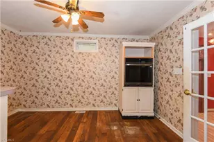 3810 Crickett Ln, Winston-Salem, NC 27105 - Photo 9