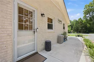 1042 Third St, Mebane, NC 27302 - Photo 27