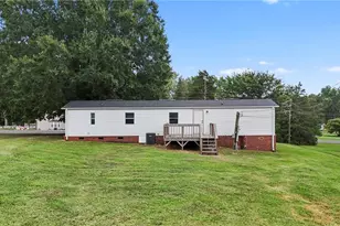 1641 Riverview Rd Ext, Lexington, NC 27292 - Photo 17
