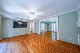 1320 Abingdon Way, Winston-Salem, NC 27106 - Photo 15