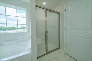 3707 Contimental Sq, Kernersville, NC 27284 - Photo 25