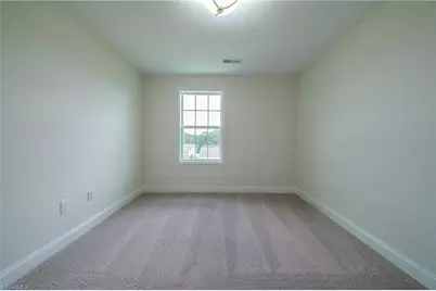 3707 Contimental Square, Kernersville, NC 27284 - Photo 29