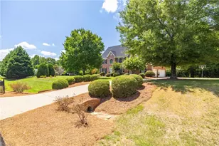 6177 Bar-Mot Dr, Greensboro, NC 27455 - Photo 3
