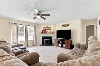 7027 Hill N Dale Drive, Kernersville, NC 27284 - Photo 11