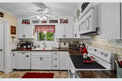 4662 Pineview Drive, Trinity, NC 27370 - Photo 15