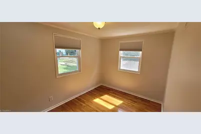 1805 Villa Drive, Greensboro, NC 27403 - Photo 7
