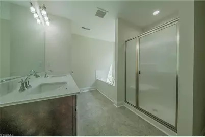 3713 Contimental Square, Kernersville, NC 27284 - Photo 23