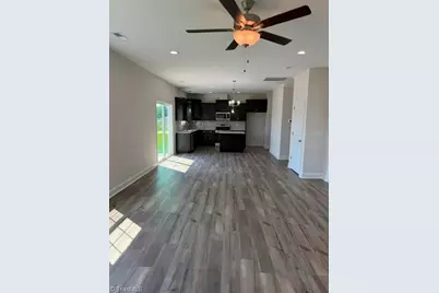 3713 Contimental Square, Kernersville, NC 27284 - Photo 7