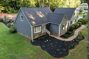 3962 Kimesville Rd, Burlington, NC 27215 - Photo 1