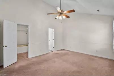 2014 Kildare Woods Drive, Greensboro, NC 27407 - Photo 21