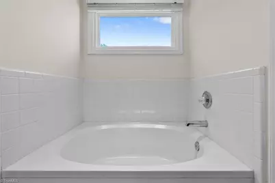 2014 Kildare Woods Drive, Greensboro, NC 27407 - Photo 23