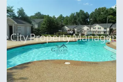 5661 Hornaday Road #F, Greensboro, NC 27409 - Photo 9