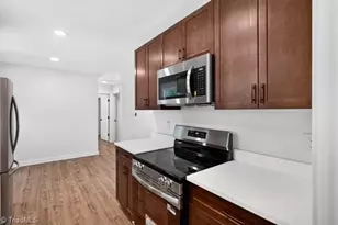 1730 Willow Rd, Greensboro, NC 27404 - Photo 23