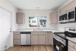 1444 Irving St, Winston-Salem, NC 27103 - Photo 7