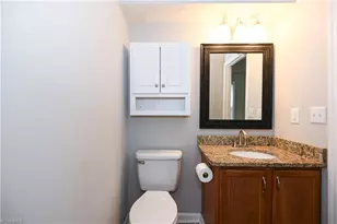 6704 W Friendly Ave, Greensboro, NC 27410 - Photo 23
