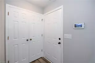 6704 W Friendly Ave, Greensboro, NC 27410 - Photo 7