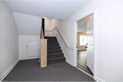 6704 W Friendly Avenue #4D, Greensboro, NC 27410 - Photo 27