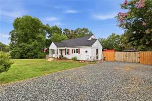 414 Hasty School Rd, Thomasville, NC 27360 - Photo 3