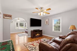 414 Hasty School Rd, Thomasville, NC 27360 - Photo 7