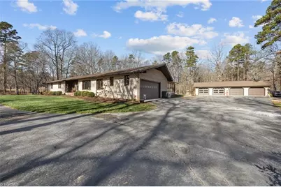 6955 Harlow Drive, High Point, NC 27263 - Photo 3