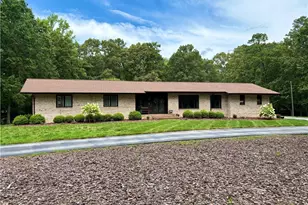 6955 Harlow Dr, High Point, NC 27263 - Photo 13