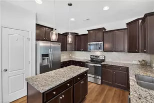 935 Sweet Gum Way, Mebane, NC 27302 - Photo 3