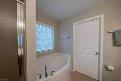 1460 Land Grove Drive, Kernersville, NC 27284 - Photo 23