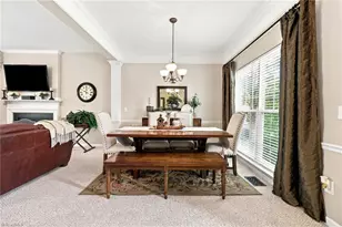 4020 Maid Marion Ct, Jamestown, NC 27282 - Photo 15