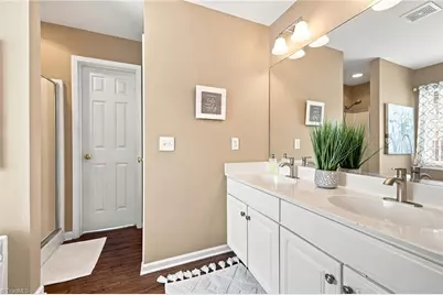 4020 Maid Marion Court, Jamestown, NC 27282 - Photo 19
