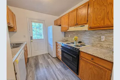 508 Liberty Place, Archdale, NC 27263 - Photo 9