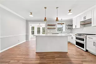 1310 Westridge Rd, Greensboro, NC 27410 - Photo 11