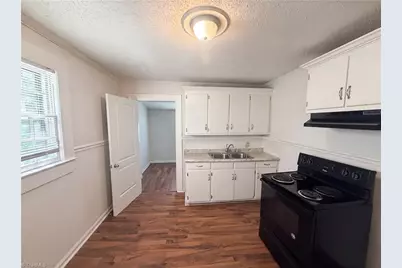 920 Elm Street, Burlington, NC 27217 - Photo 13