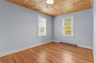 290 Riverview Dr, Sparta, NC 28675 - Photo 23