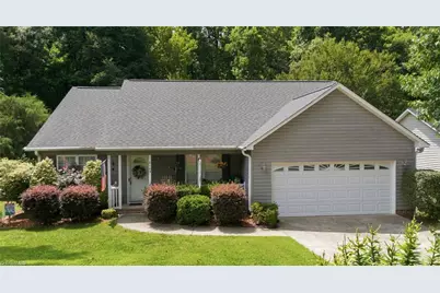 2109 Priya Street, Thomasville, NC 27360 - Photo 3