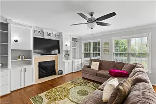 1005 Lisa Run Dr, Kernersville, NC 27284 - Photo 11