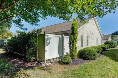 3017 Hyde Place Circle, Winston-Salem, NC 27103 - Photo 23