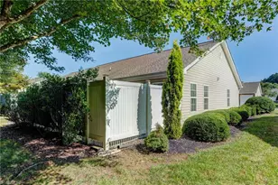 3017 Hyde Pl Cir, Winston-Salem, NC 27103 - Photo 23