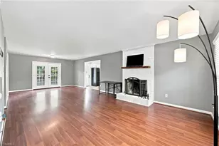 100 Edinborough Dr, Mebane, NC 27302 - Photo 9
