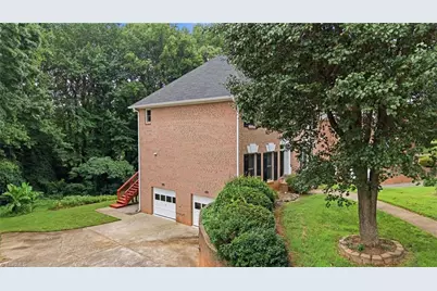 5412 Kingsbridge Road, Winston-Salem, NC 27103 - Photo 7