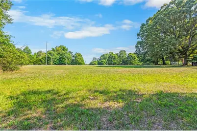 833 Nc Highway 150 W, Greensboro, NC 27455 - Photo 17