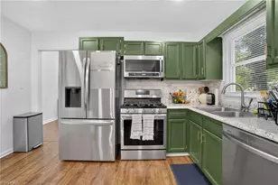 2305 Kingwood Ct, High Point, NC 27265 - Photo 7
