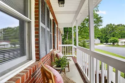 2305 Kingwood Court, High Point, NC 27265 - Photo 3