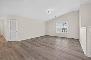 1257 Stonefield Crossing Ct, Winston-Salem, NC 27107 - Photo 9