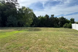 3853 Tonsley Pl, High Point, NC 27265 - Photo 21